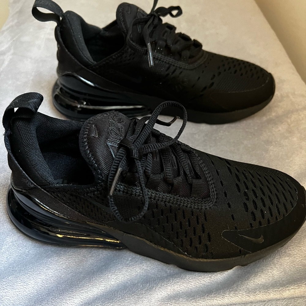 *NIB* Women’s Air Max 270